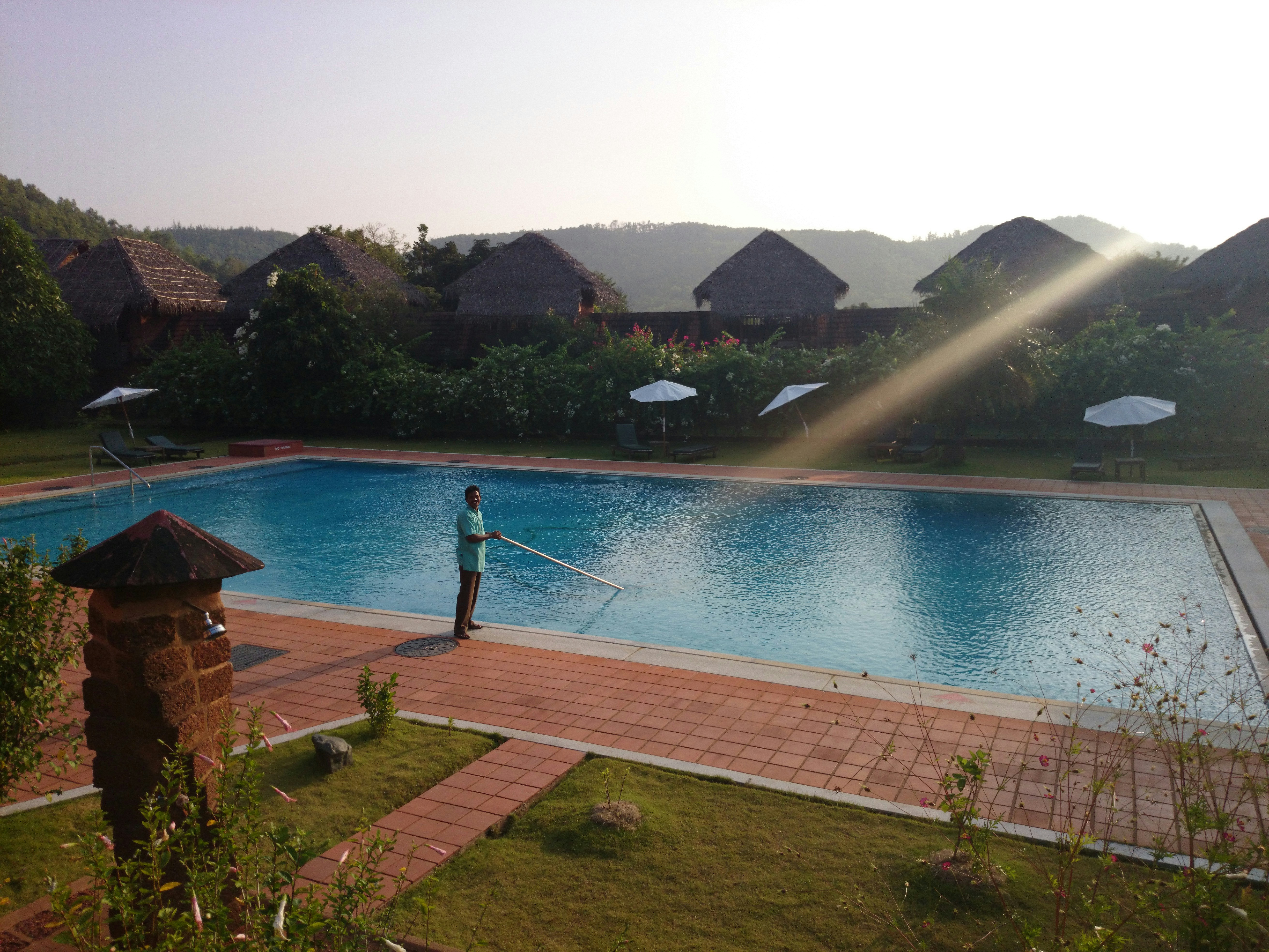 Pool Cleaning Services Pool Cleaning Services